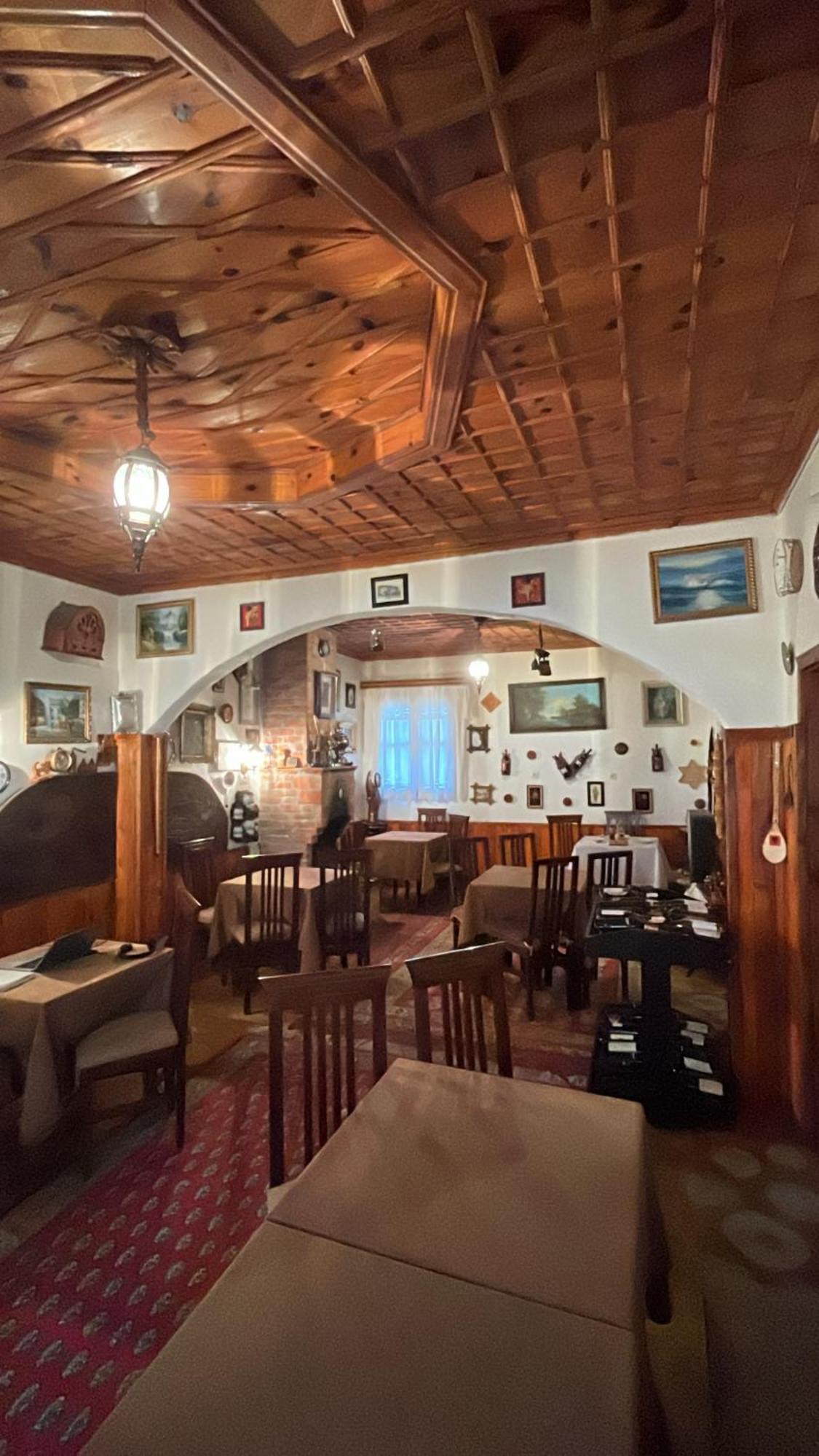 Rooms Emiliano Castle Of Kruja Eksteriør billede