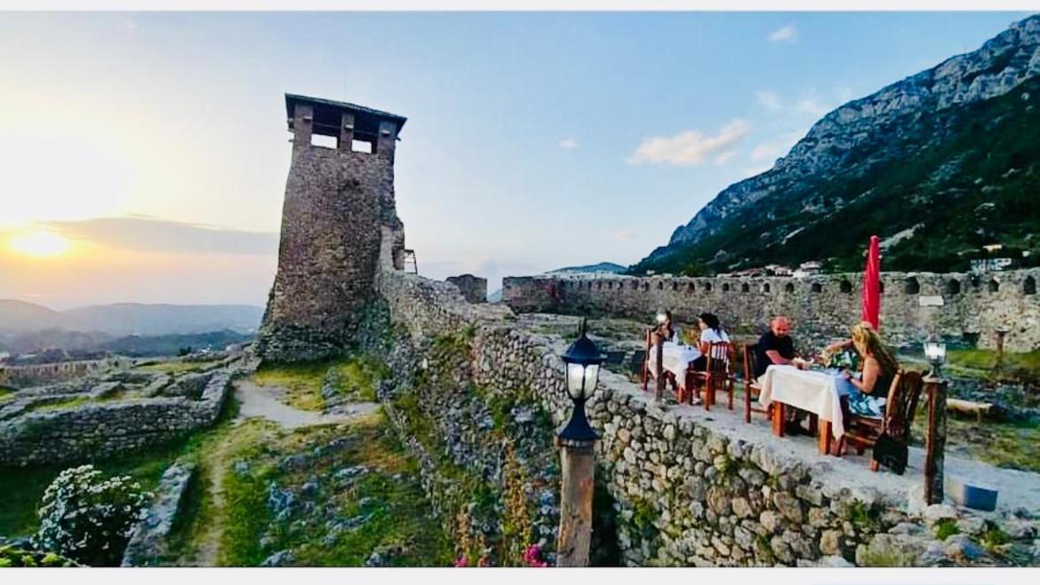 Rooms Emiliano Castle Of Kruja Eksteriør billede