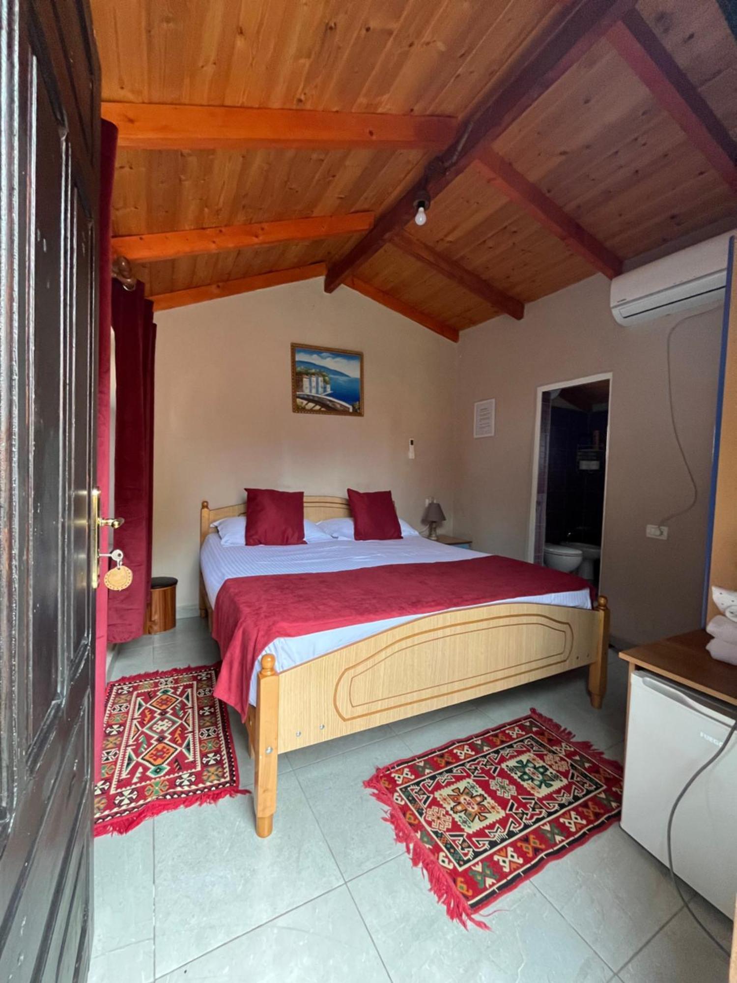 Rooms Emiliano Castle Of Kruja Eksteriør billede