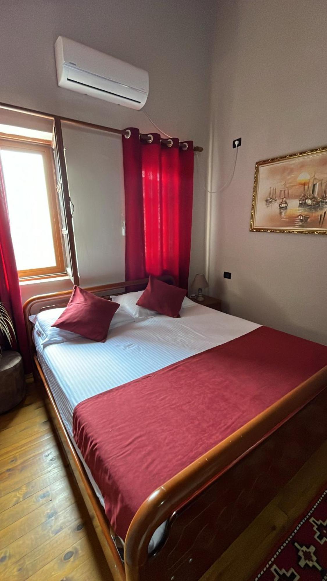 Rooms Emiliano Castle Of Kruja Værelse billede