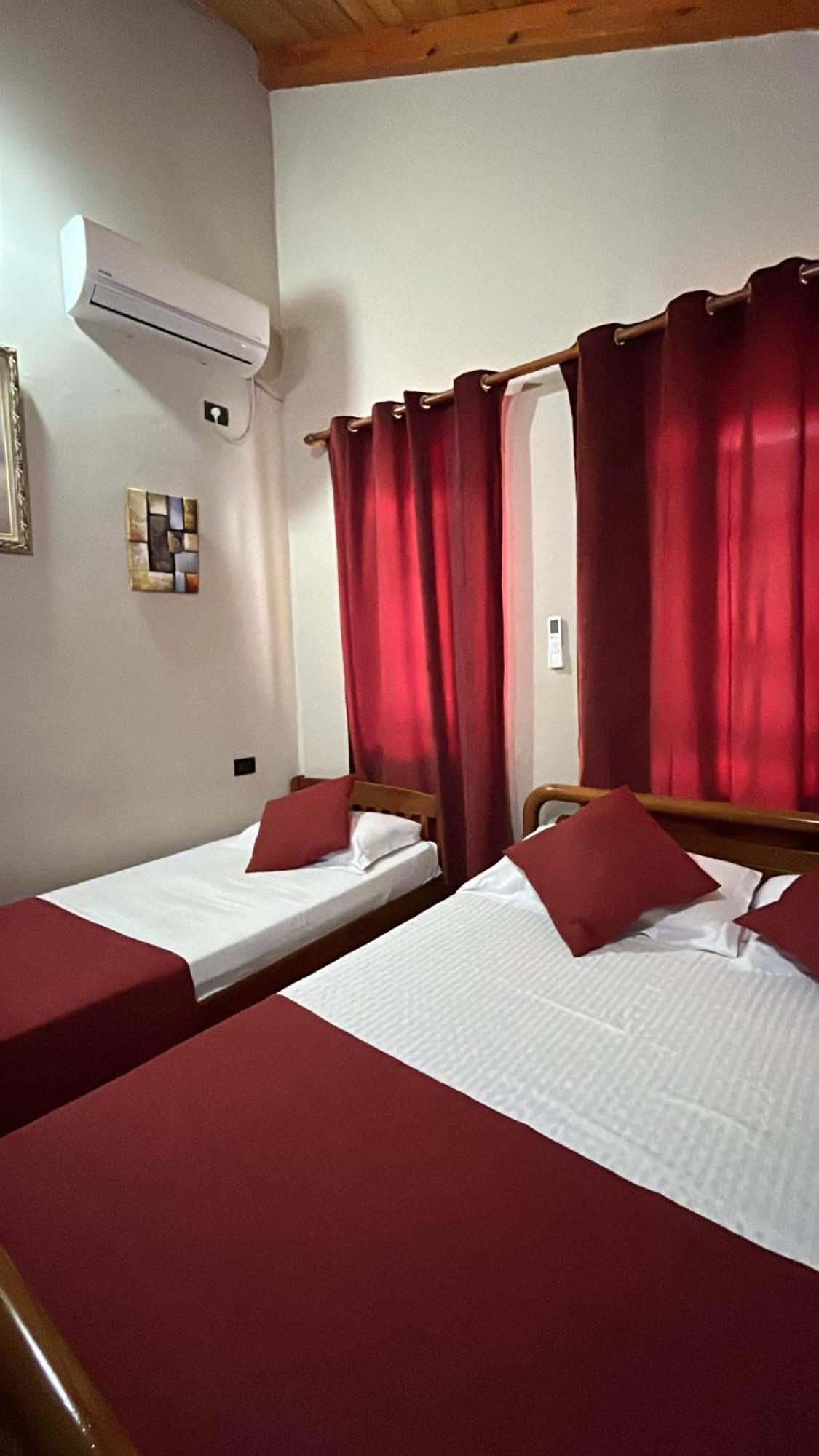 Rooms Emiliano Castle Of Kruja Værelse billede